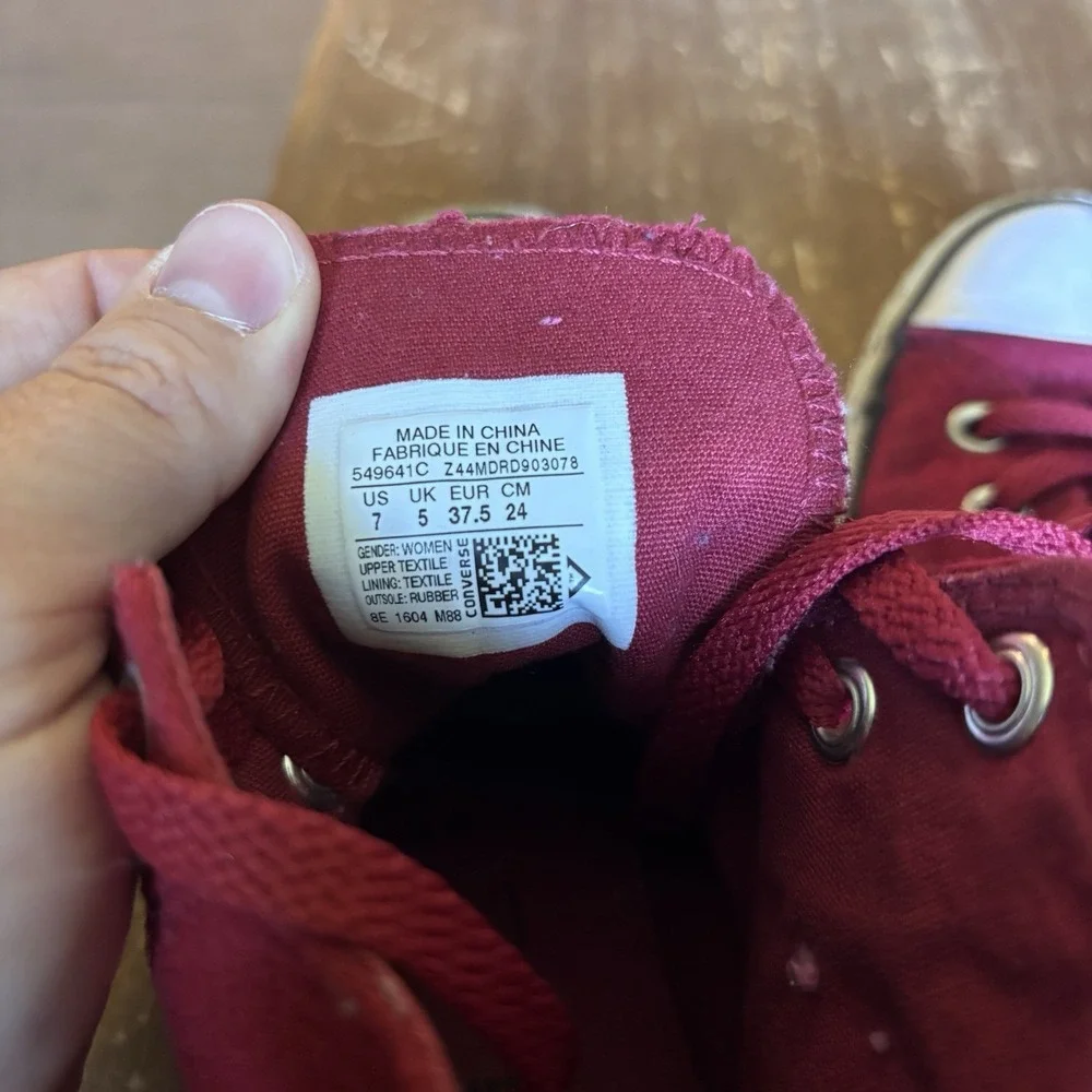 Converse Chuck Taylor All Star Women's High Top Lace-Up Red/White Sneakers SZ 7 - Picture 6 of 7